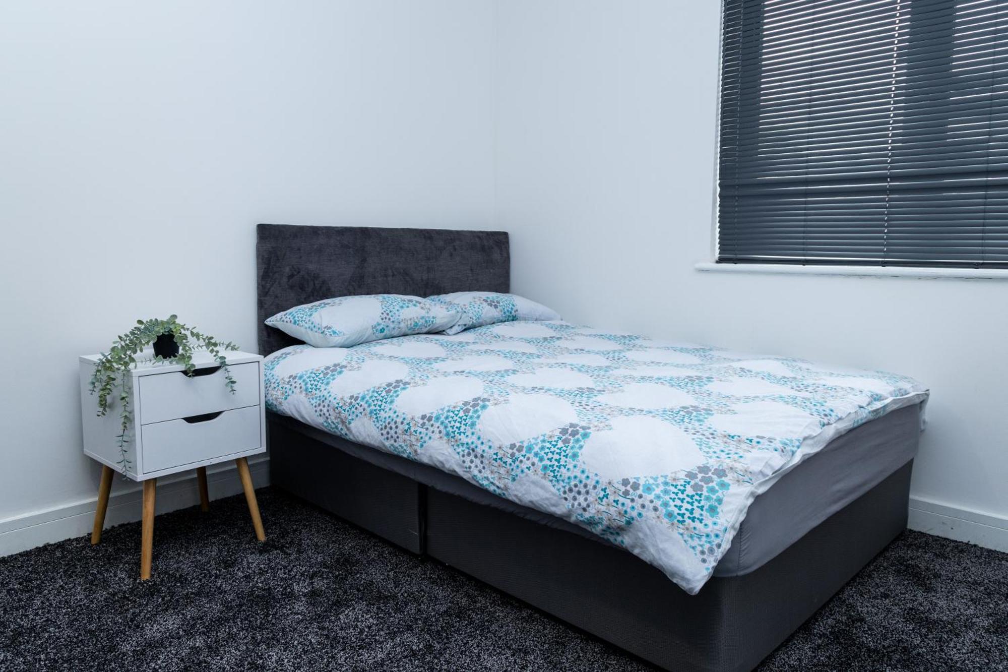 Spacious Ground Floor Apt Near Old Trafford Stadium Manchester Eksteriør bilde